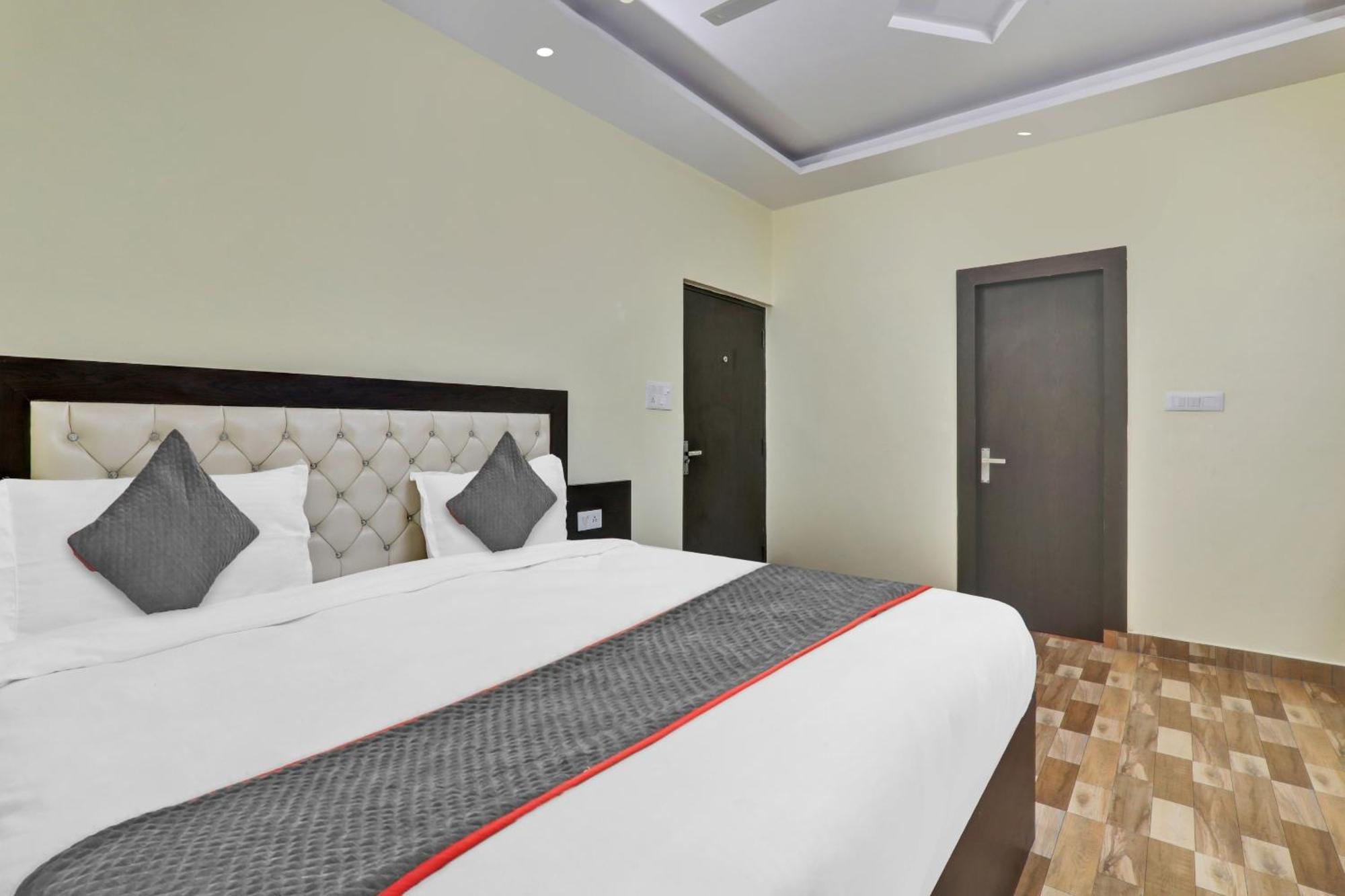 Hotel Collection O Starfield Lucknow Exterior foto