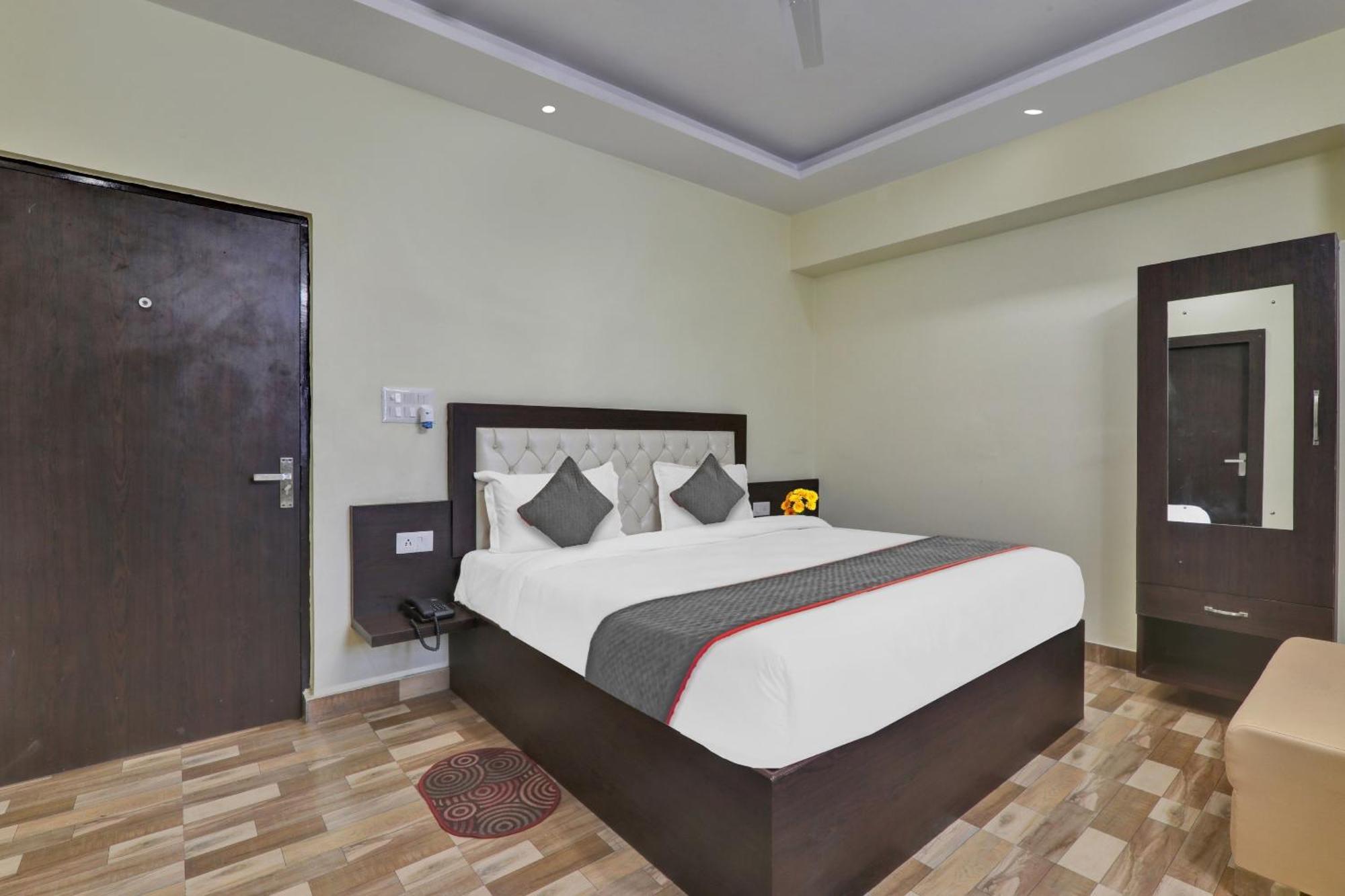 Hotel Collection O Starfield Lucknow Exterior foto